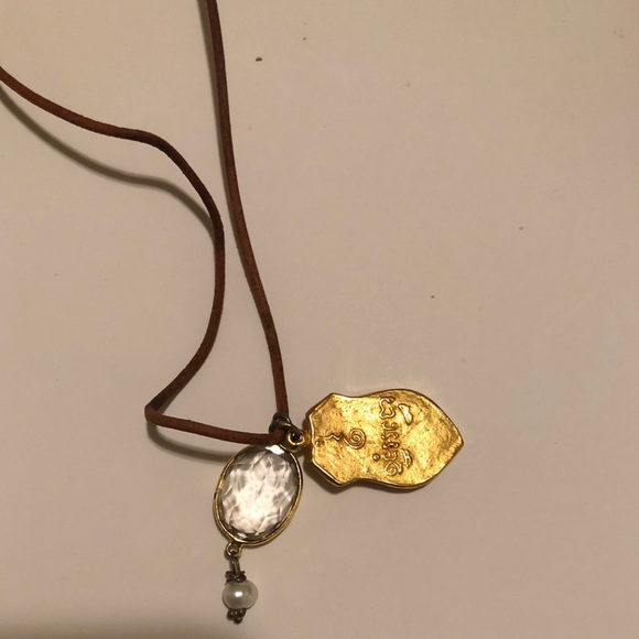 NWT Necklace deer hide adjustable with pendants - Picture 2 of 5